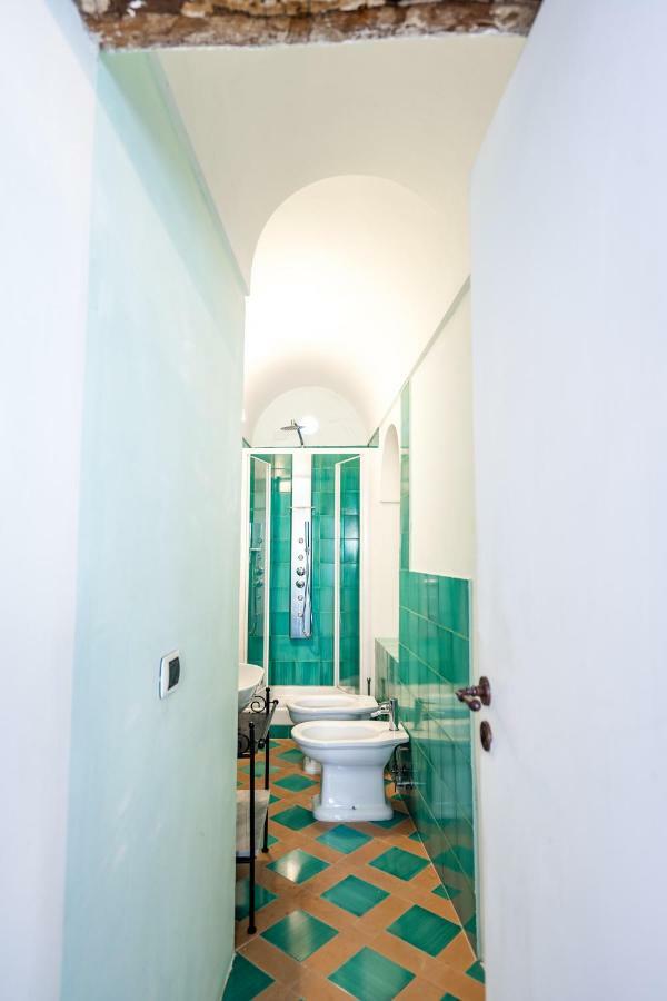 Bed and Breakfast Borgo Dei Saraceni - Domus Indomita Агрополі Екстер'єр фото
